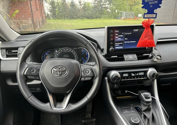 Toyota RAV4 cena 136500 przebieg: 42000, rok produkcji 2020 z Wągrowiec małe 79